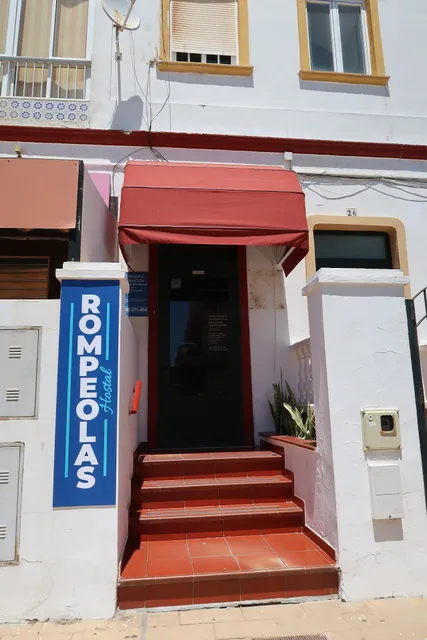 Hostal Rompeolas