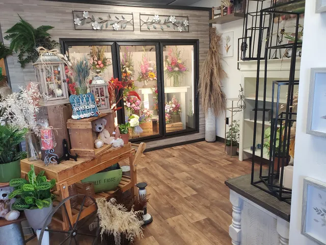 Apache Junction Flowers