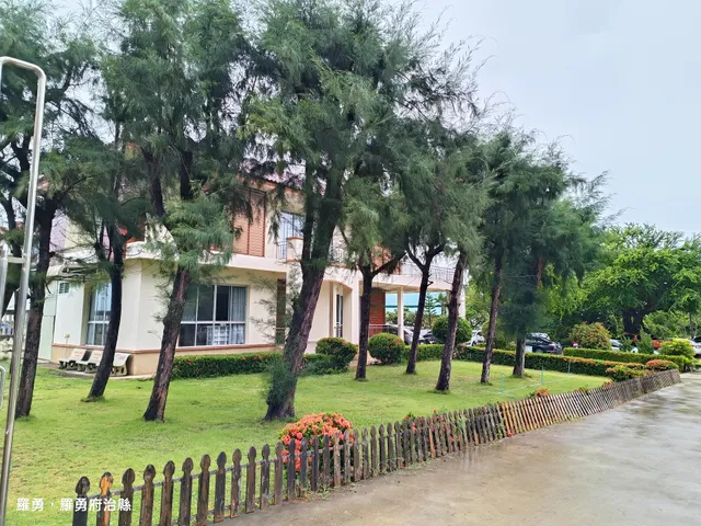 FULL HOUSE - Rayong บ้านพักรายวัน หาดแหลมเจริญ ระยอง