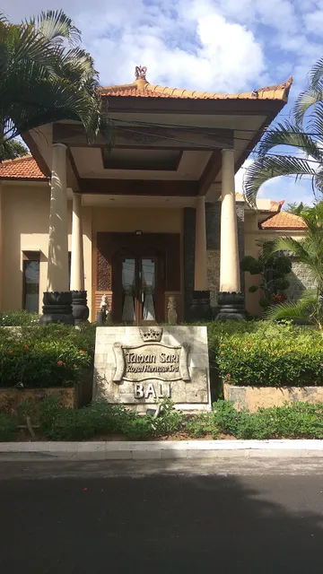 Mumbul Villas