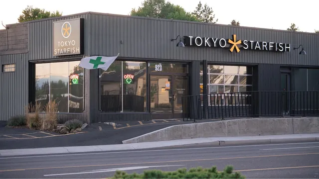 Tokyo Starfish SE 3rd St Dispensary