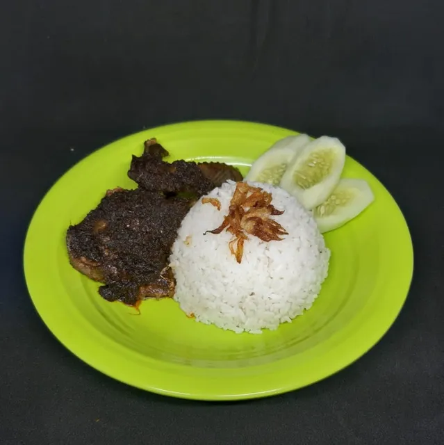 Nasi Bebek Sakar Bumbu Hitam Khas Madura