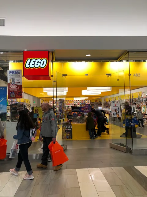 The LEGO® Store Colorado Mills