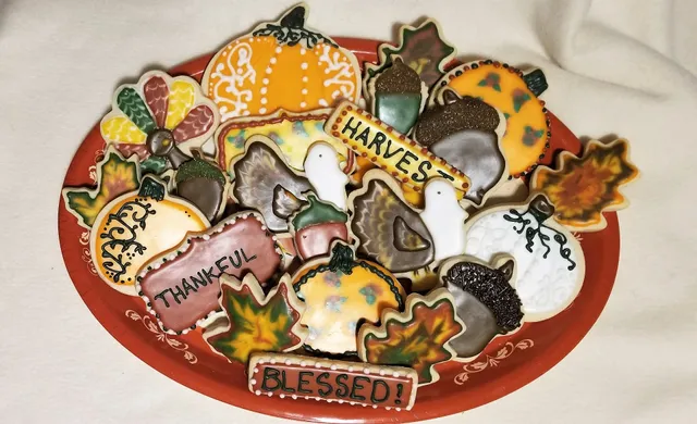 LynnDs Cookies & Pops