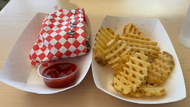 The House Food and Tap