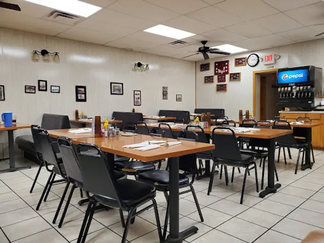 Snack Time Family Restaurant