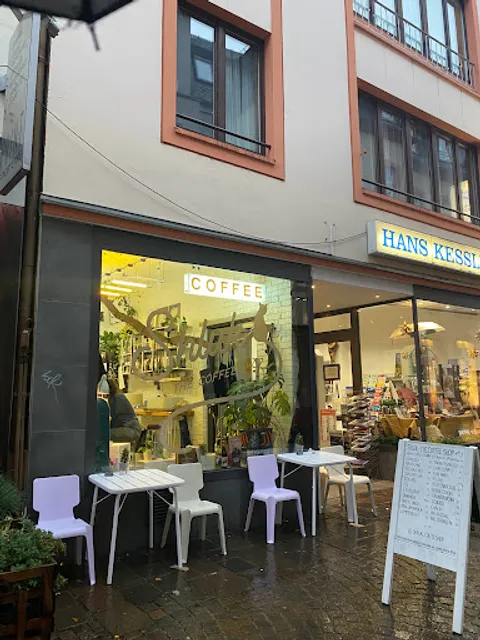 Shluk - The Coffee Shop