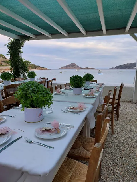 Ψαροταβέρνα Άγιος Σπυρίδωνας