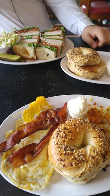 Bagel Nosh Deli