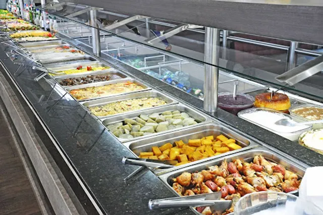 Churrascaria e Restaurante Paradouro 22