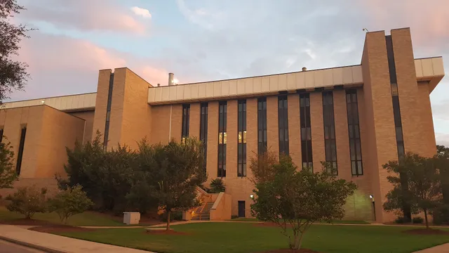 USA Frederick P. Whiddon College of Medicine