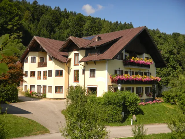 Biobauernhof Schustergut Fam. Fuchsberger