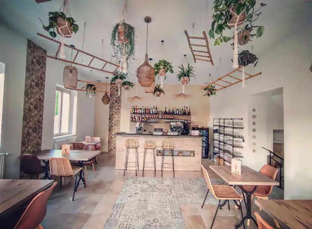 Mamousse Restaurant Trattoria