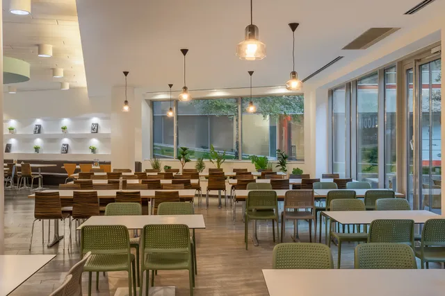 Melódin Népliget Center étterem és kávézó