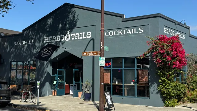 Heads and Tails Barbecue