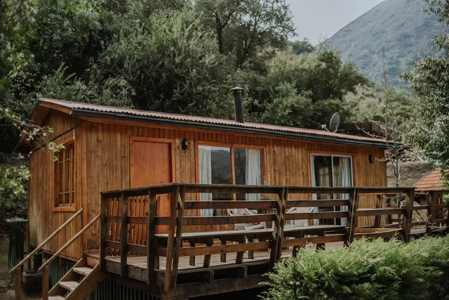 Cabañas Cajon del Maipo Valle de Montañas