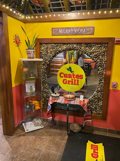 Cuates Grill
