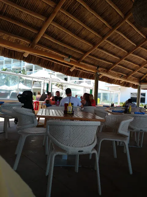 Deep Oceanfront Restaurant and Bar