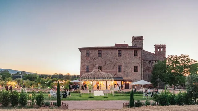 ABBAZIA SETTE FRATI - Agriturismo FRATRES di Annalisa Sposini