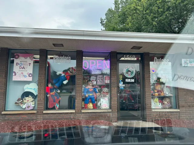 Sofis 44th Bakery and Supplies