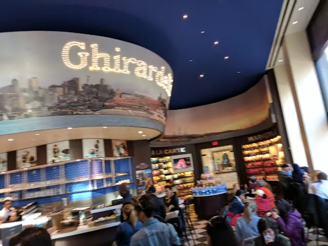 Ghirardelli Ice Cream & Chocolate Shop