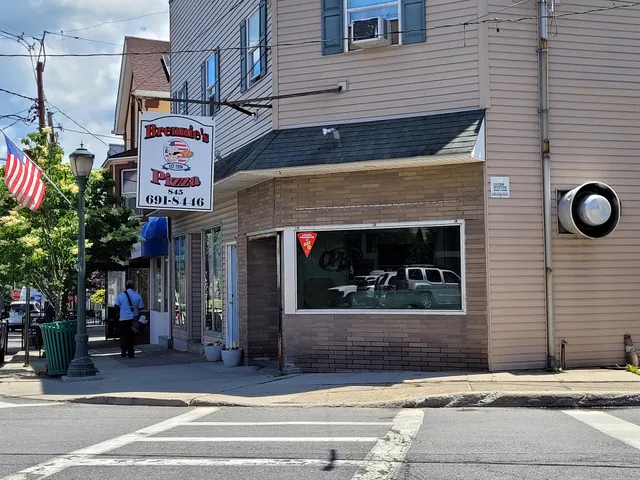 Brennie's Pizzeria