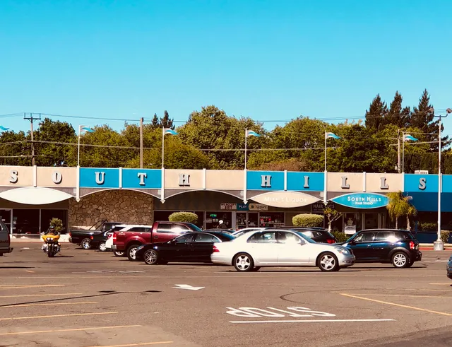 South Hills Shopping Center