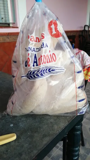 Panadería José A. Tatachin