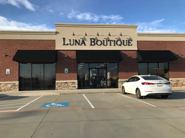 Luna Boutique