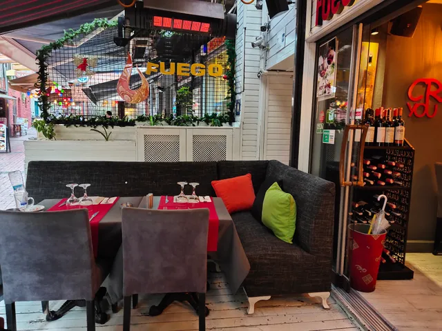 Fuego Cafe & Restaurant