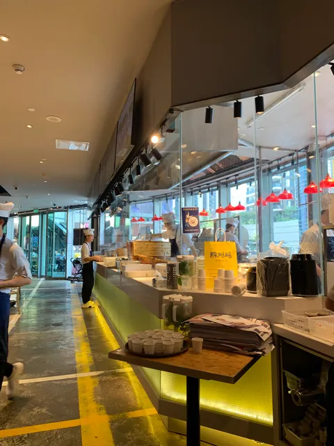 陳鵬鵬鹵鵝飯店(歡樂海岸店)