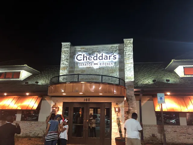 Cheddar's Scratch Kitchen