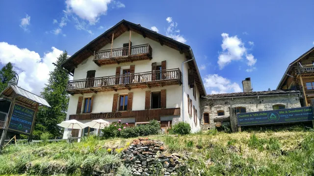 Gîte-auberge, Chambres et table d'hôtes le Val d'Azur
