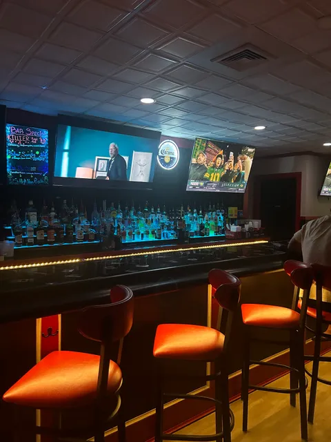 Nicky's Place Bar & Pizza