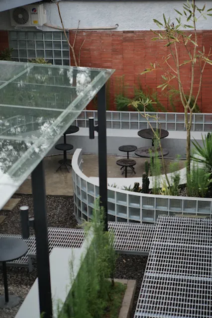 TuJu Coffee & Eatery