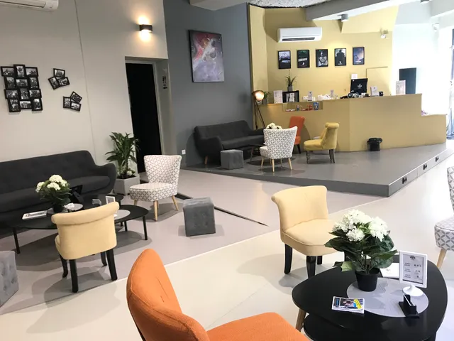 Challenge The Room Escape game