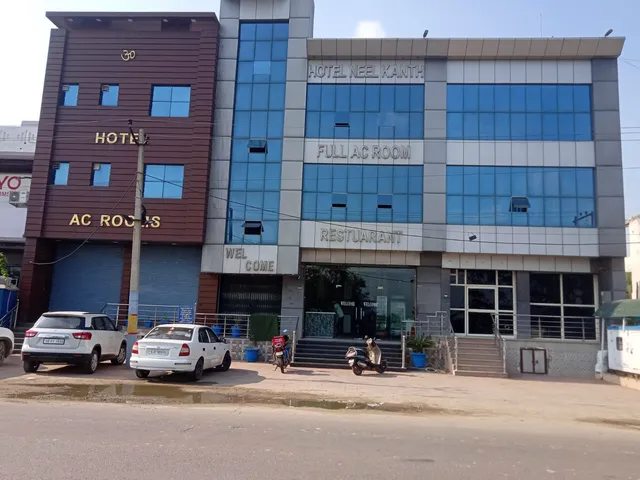 Hotel Neelkanth