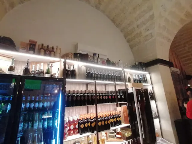 PLANT 008...cigari coffee snack & drink..