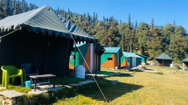 Nirvana Stays Chopta