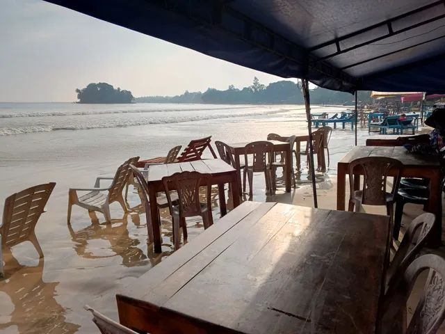Baby's Fish point weligama (seafood resturant )