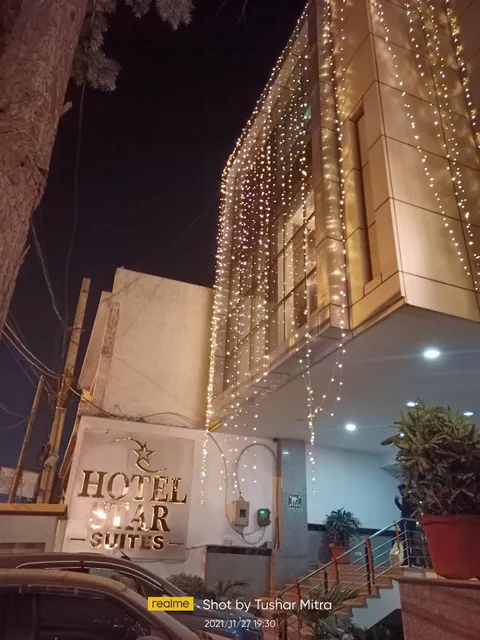 Hotel STAR SUITES Chattarpur