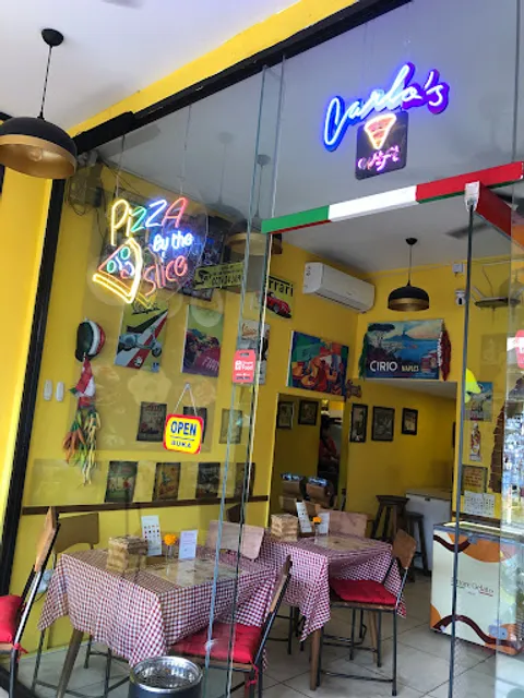 Carlo's Pizza Bali