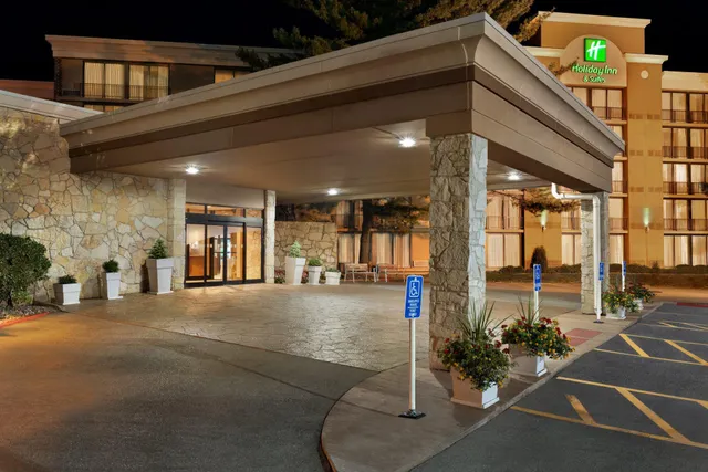 Holiday Inn & Suites Des Moines-Northwest, an IHG Hotel