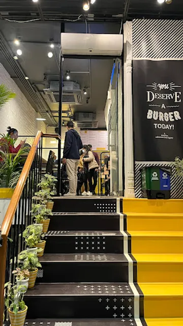 AKU’S - The Burger Co. | Defence Colony