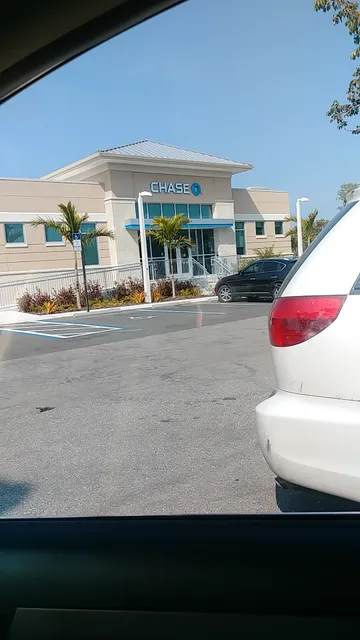 Avenue of the Flowers Town Plaza