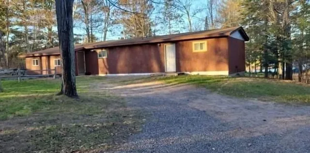 Musky Joe's Twin Pines Resort