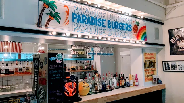 PARADISE BURGERS