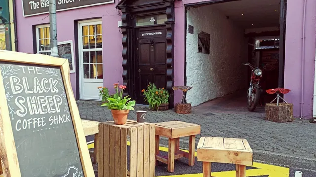 The Black Sheep Hostel & Coffee Shack