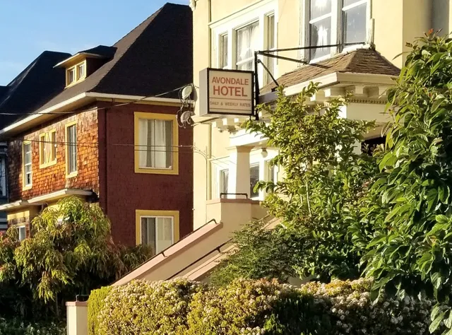 Avondale Hotel