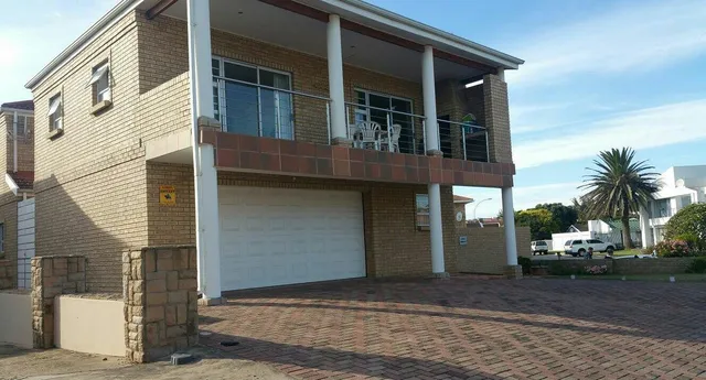 Makisaki Beachfront Acc